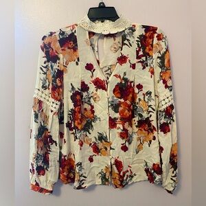 Floral Lace Choker Long Sleeve Blouse